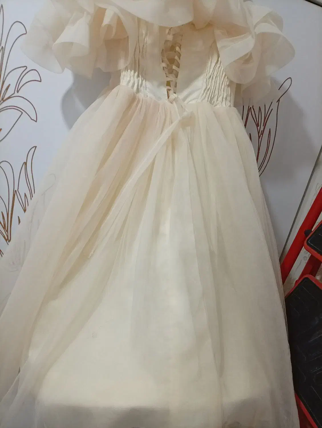 لباس عروس|لباس|مراغه, |دیوار