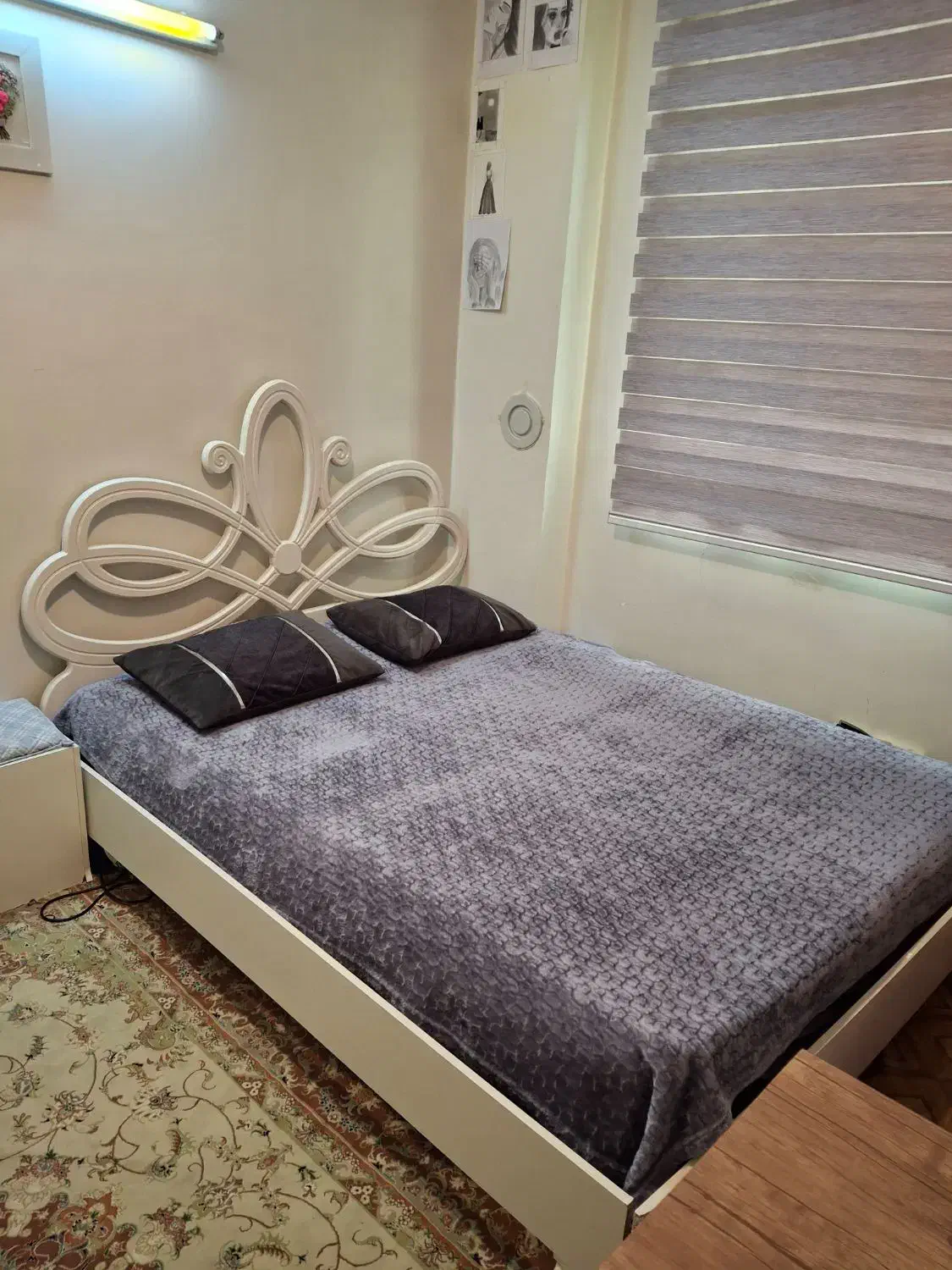 سرویس تخت خواب کامل با جک اهنی جنس خوب با میزآرایش|تخت و سرویس خواب|تهران, وحیدیه|دیوار
