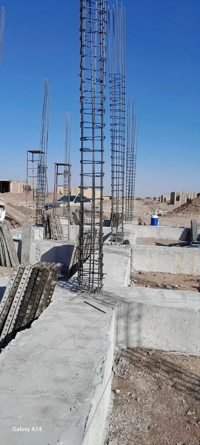 کارگر برای آرماتور بندی سقف بندی و شناژ نیازمندیم|استخدام معماری، عمران و ساختمانی|رفسنجان, |دیوار