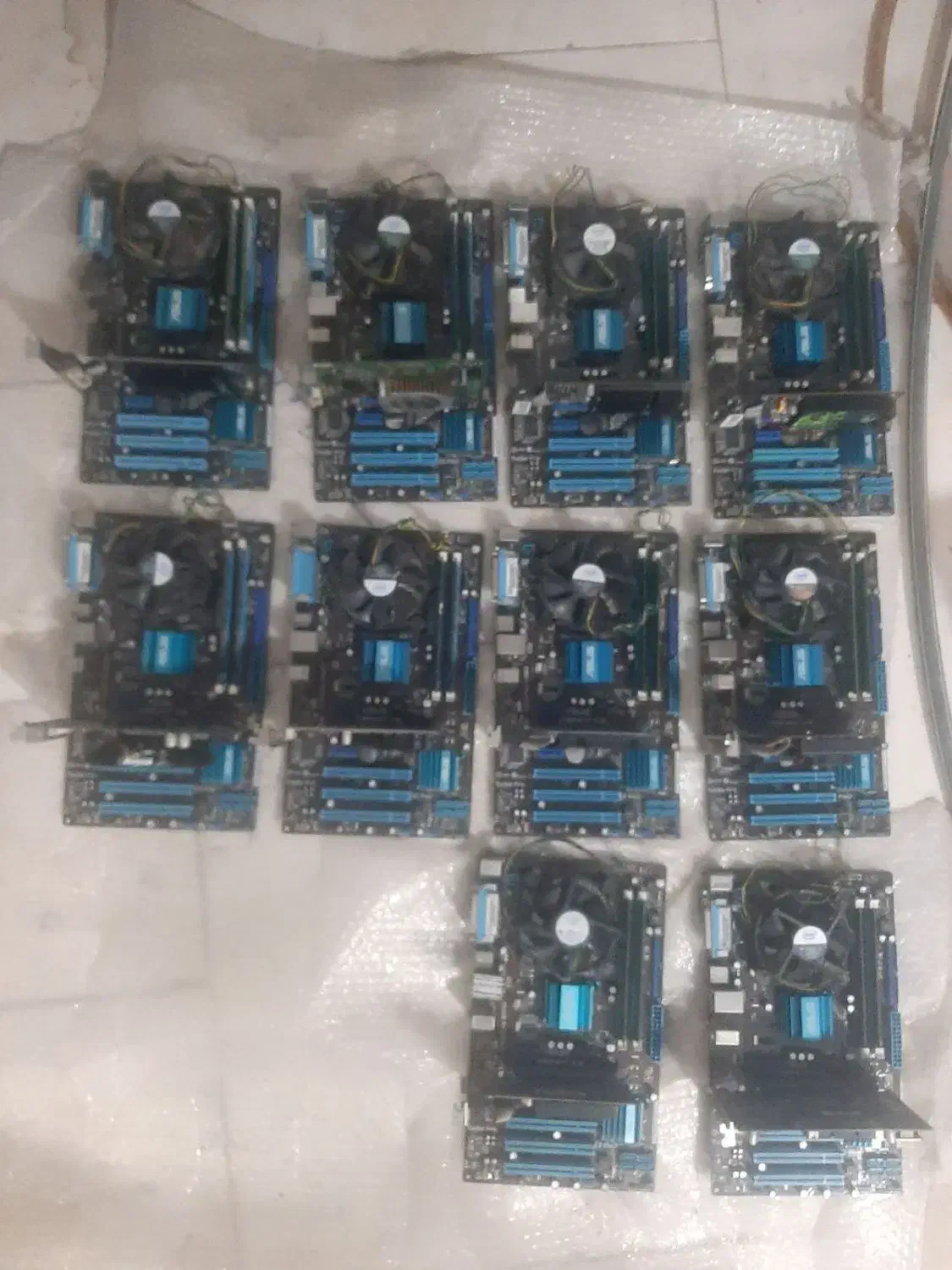 فروش کامپیوتر  تعداد و تک گیم نت|رایانه رومیزی|اسلام‌شهر, شهرک قائمیه|دیوار