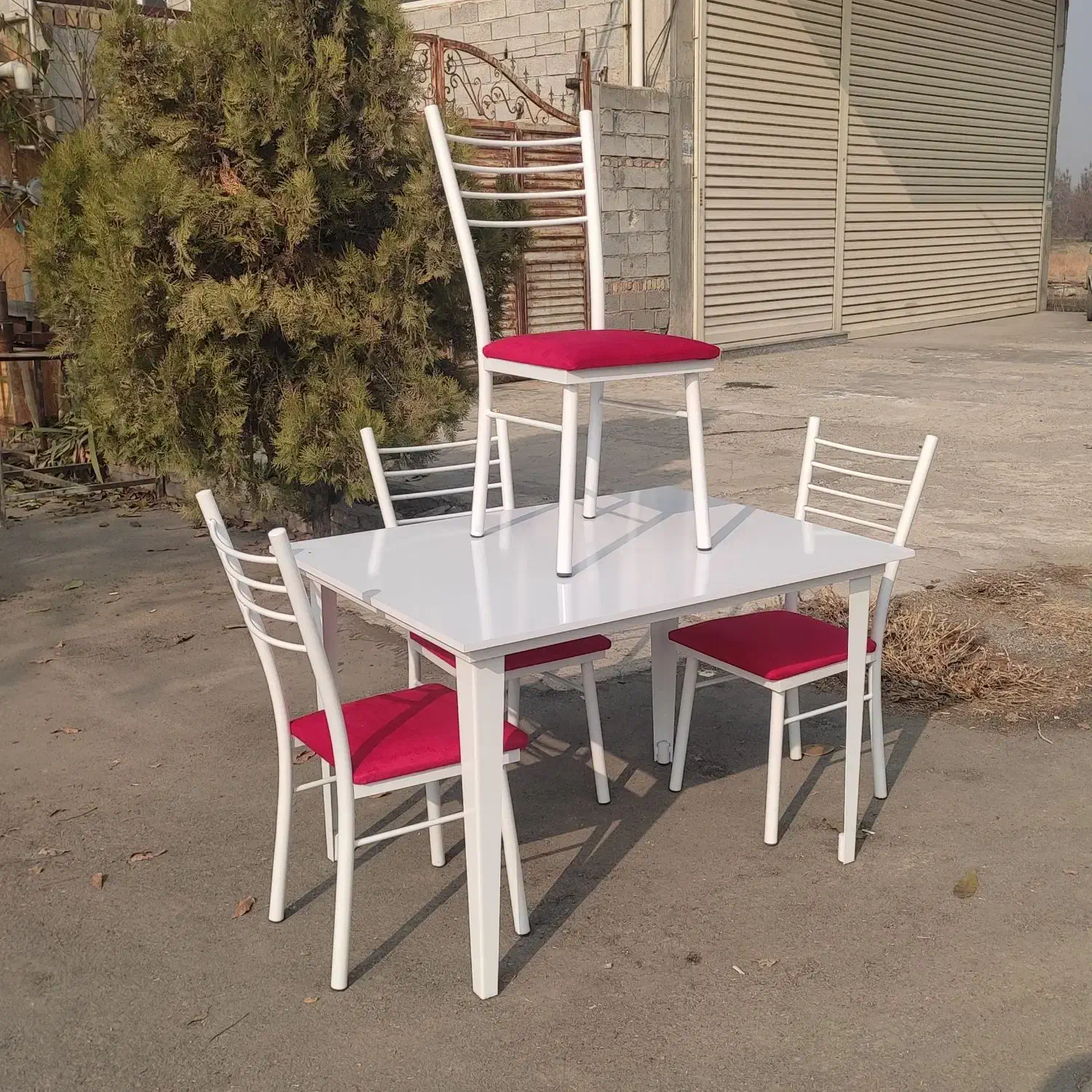 میز و صندلی پشت فلزی|میز و صندلی غذاخوری|ارومیه, |دیوار