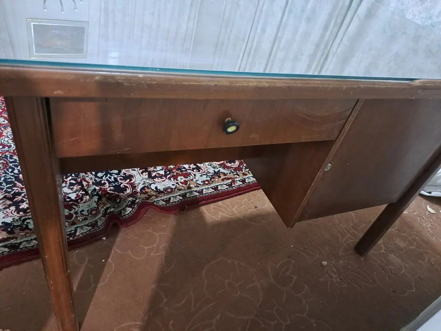 میز تحریر و صندلی|میز تحریر و کامپیوتر|اراک, |دیوار