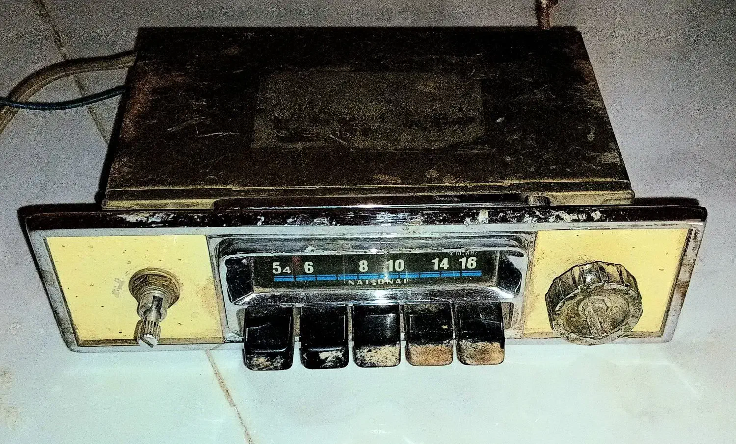 رادیو پیکان ناسیونال اصلی ،کلکسیونی،عتیقه|کلکسیون اشیاء عتیقه|گلپایگان, |دیوار