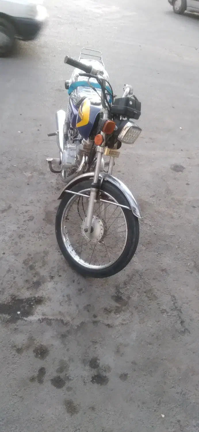 موتور هندا۱۲۵کیان|موتورسیکلت|شهریار, شهریار|دیوار