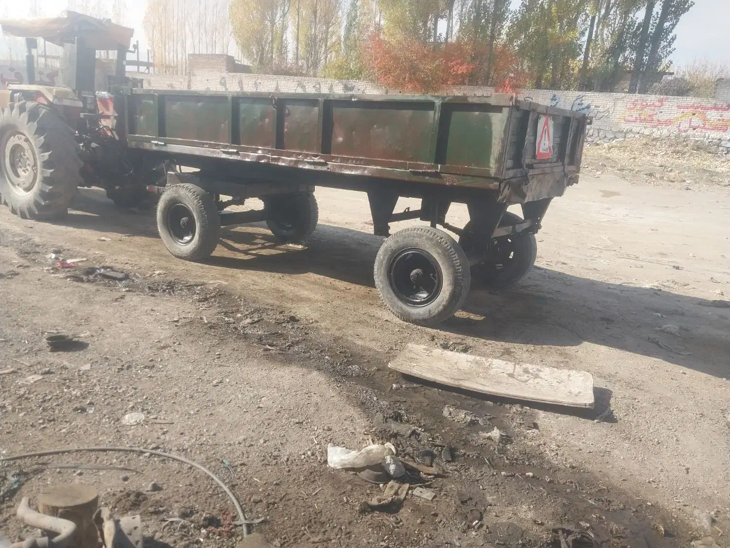 تریلی چهار چرخ|ماشین‌آلات صنعتی|اهر, |دیوار