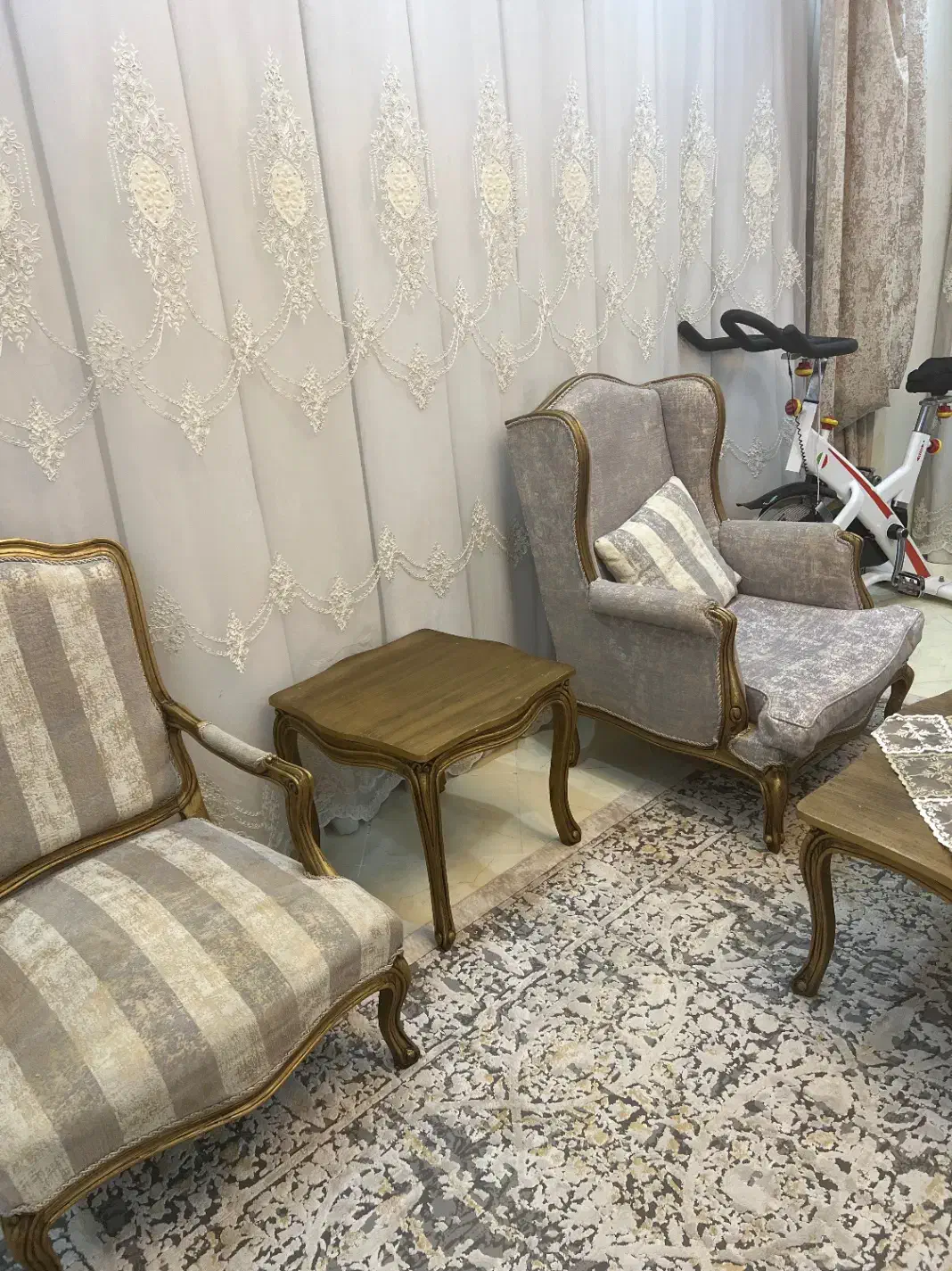 مبل ۷ نفره|مبلمان خانگی و میز عسلی|فولادشهر, B5|دیوار