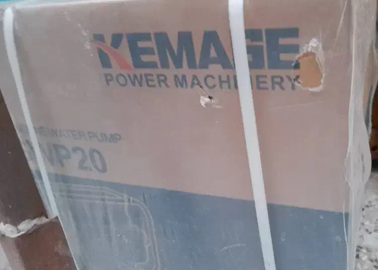 موتور پمپ 2 اینچ کاماجی بنزینی|ماشین‌آلات صنعتی|شاهین‌شهر, شهرک هشت بهشت|دیوار