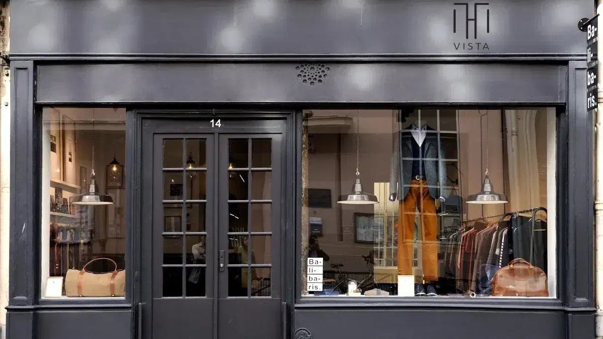 ۲۰متر مغازه بر خیابان شیخ کلینی|اجارهٔ مغازه و غرفه|اصفهان, مرداویج|دیوار