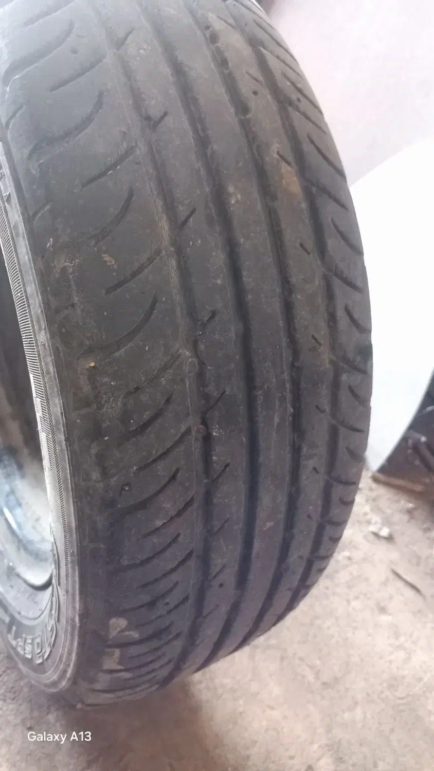 یک عدد رینگ و لاستیک تیبا|قطعات یدکی و لوازم جانبی|خان ببین, |دیوار