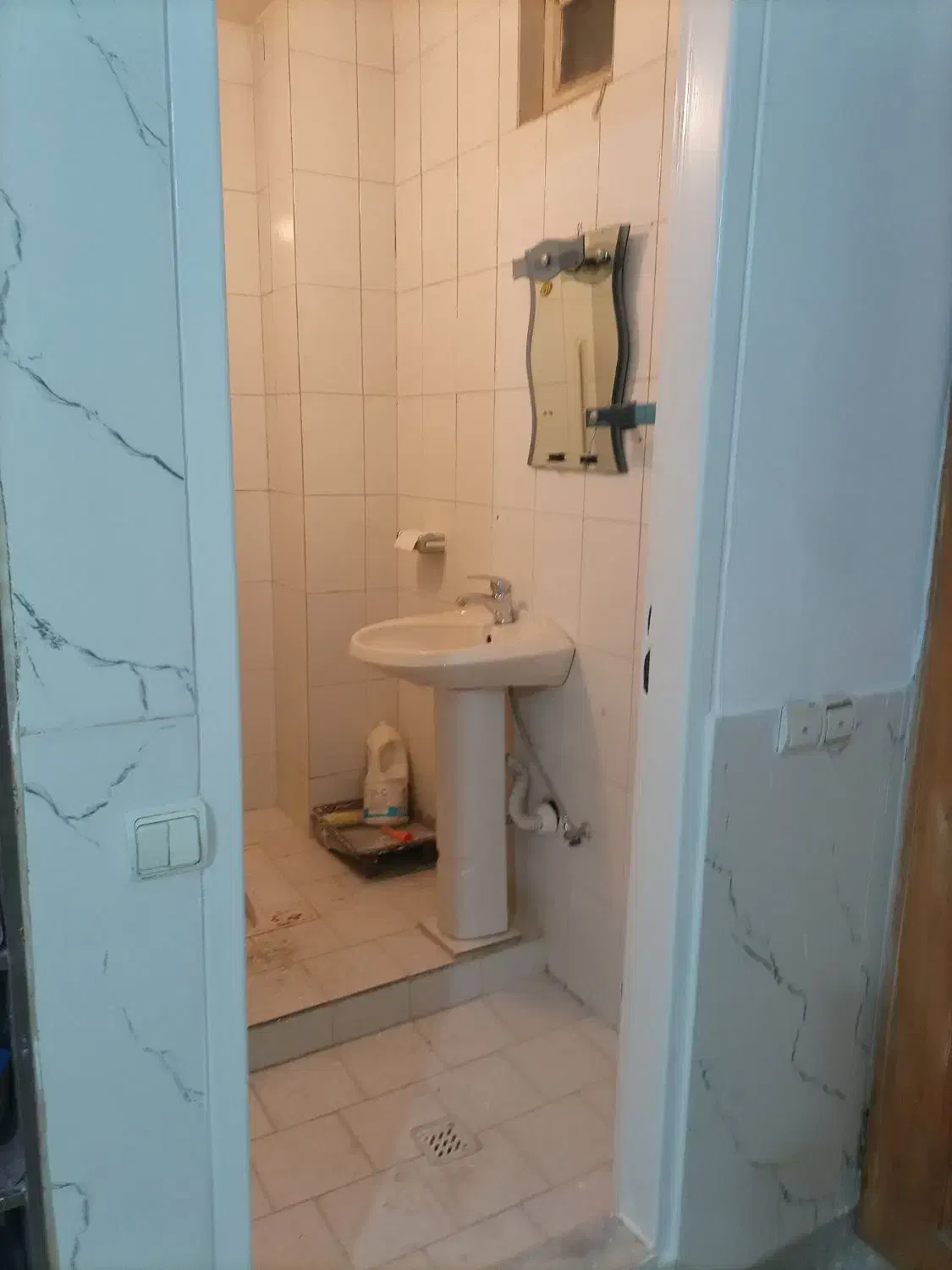 ۸غربی قدیم طبقه اول سمت خیابان ۷۵|اجارهٔ آپارتمان|فردیس, فردیس|دیوار