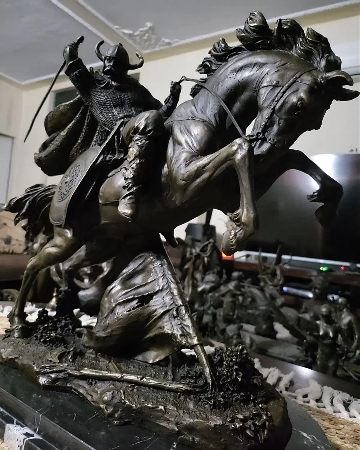 وایکینگ مجسمه برنزی|مجسمه، تندیس، ماکت|تهران, اکباتان|دیوار