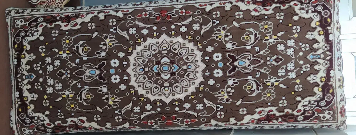 پشتی قالینی|پشتی|تربتحیدریه, بازار|دیوار