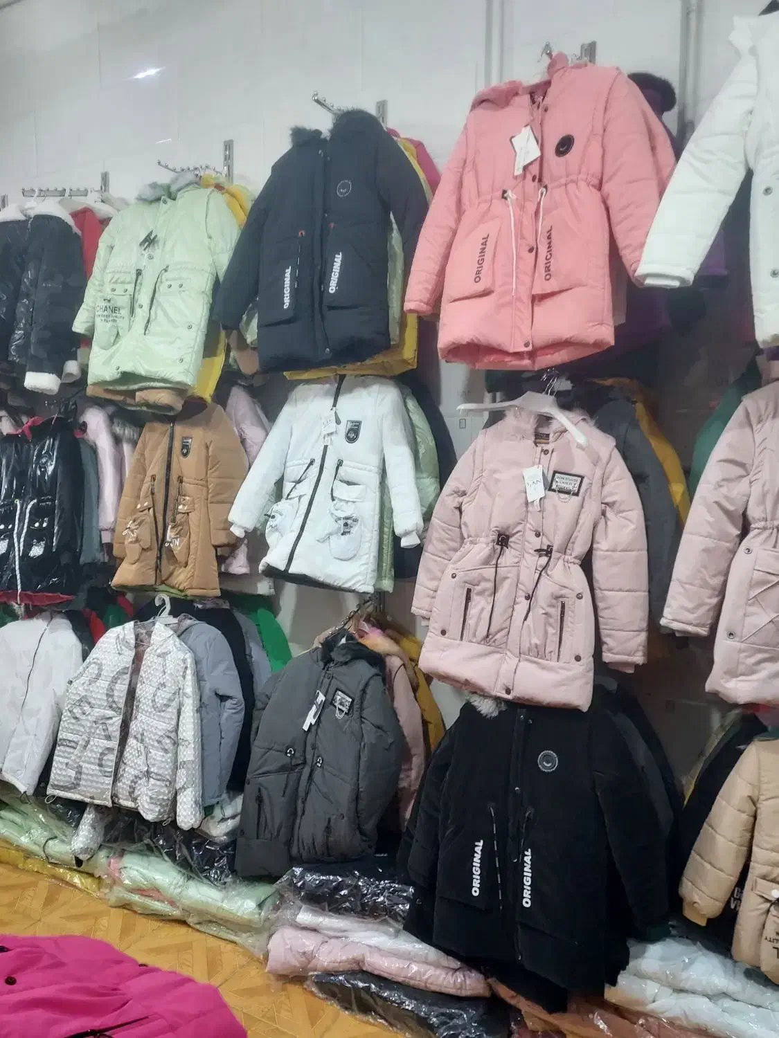 تولیدی ایران کاپشن|لباس|کهک, |دیوار