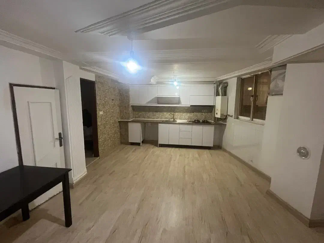 سوئیت ۵۵متری راه جدا معلم|اجارهٔ آپارتمان|رشت, حسین آباد|دیوار