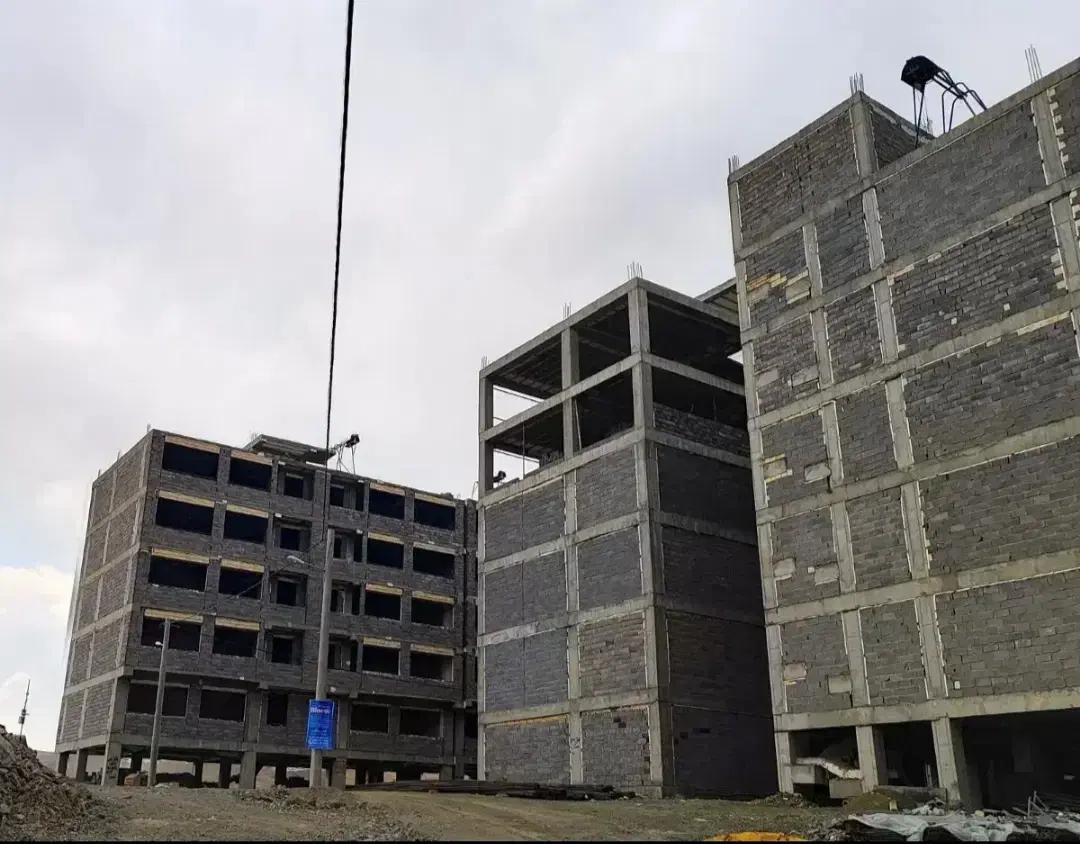 خرید و فروش امتیاز آپارتمان|پیش‌فروش املاک|سنندج, |دیوار