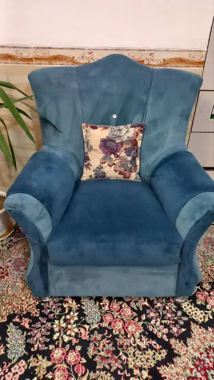 مبل زیبا و سالم|مبلمان خانگی و میز عسلی|زرند, |دیوار