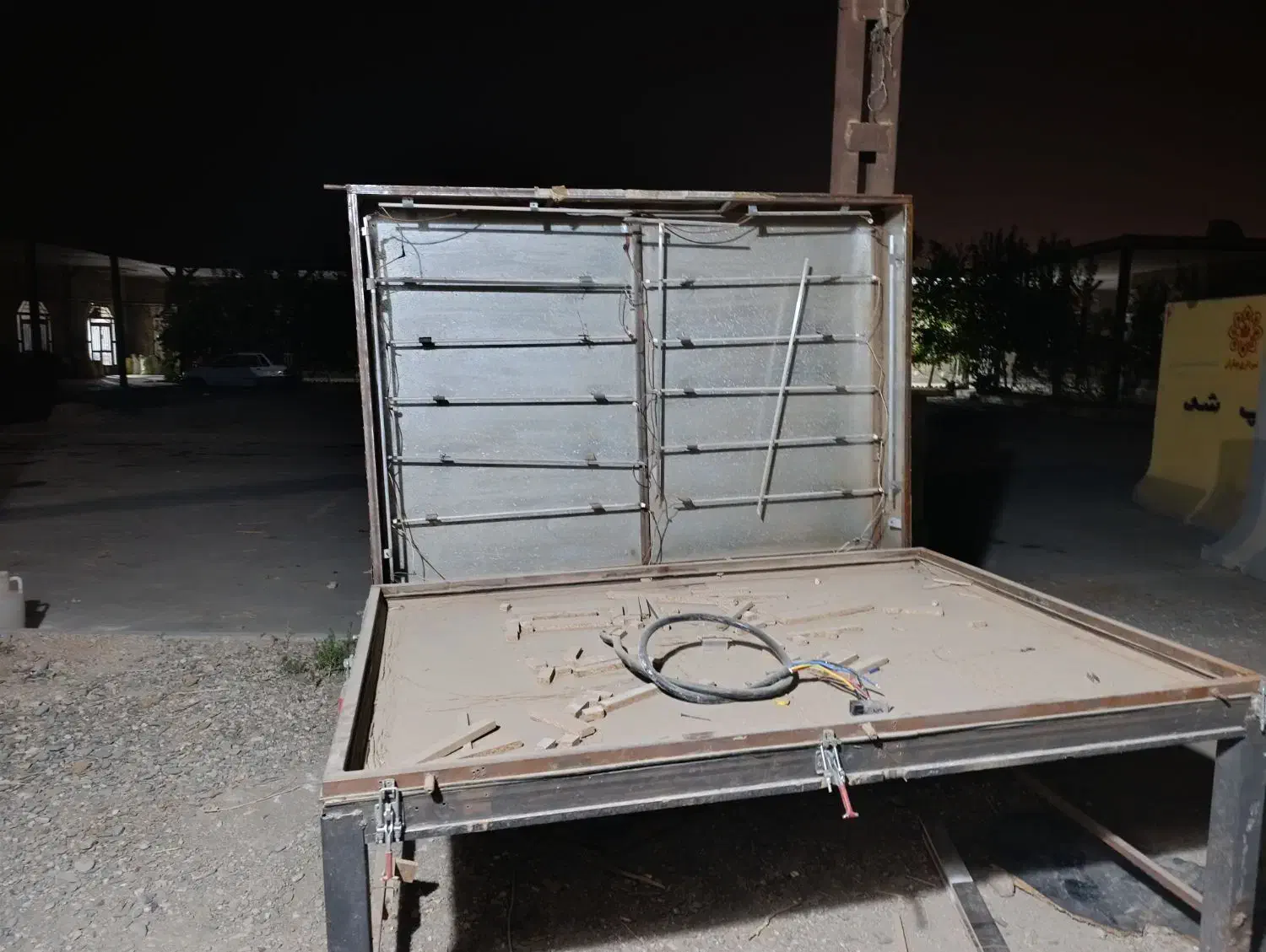 پرس وکیوم چوب ممبران|ماشین‌آلات صنعتی|چناران, |دیوار