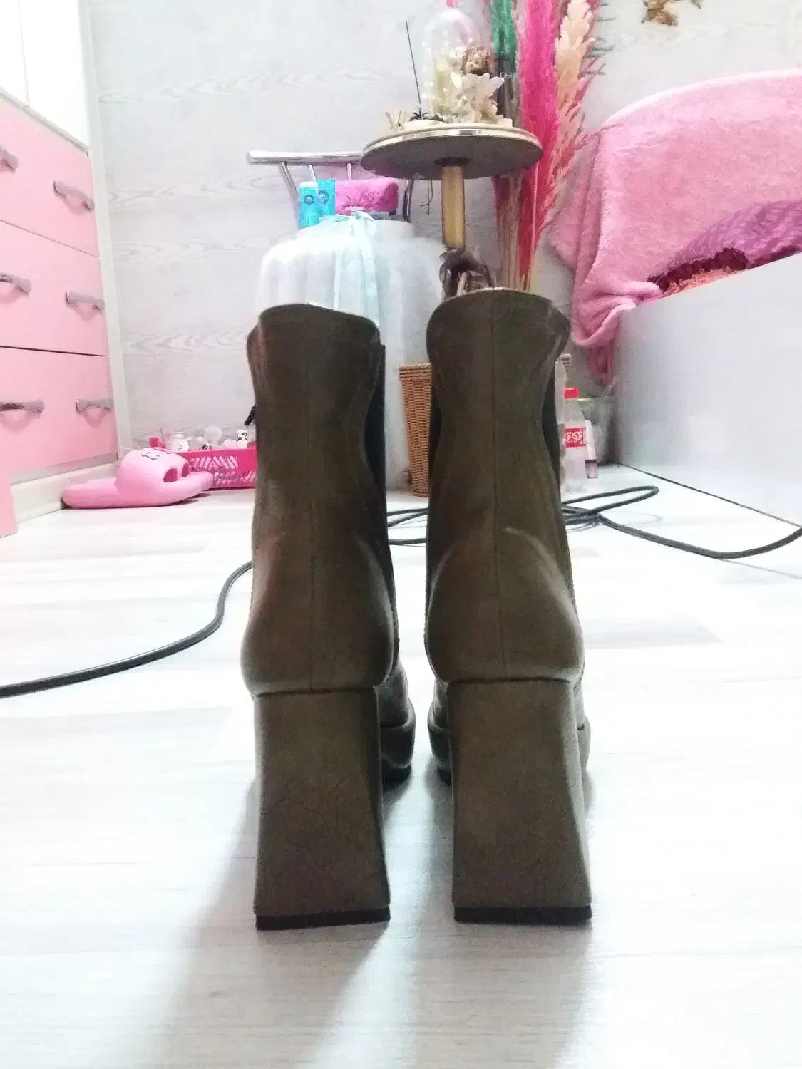 بوت آکبند یشمی با کیفیت|کیف، کفش، کمربند|اردبیل, |دیوار