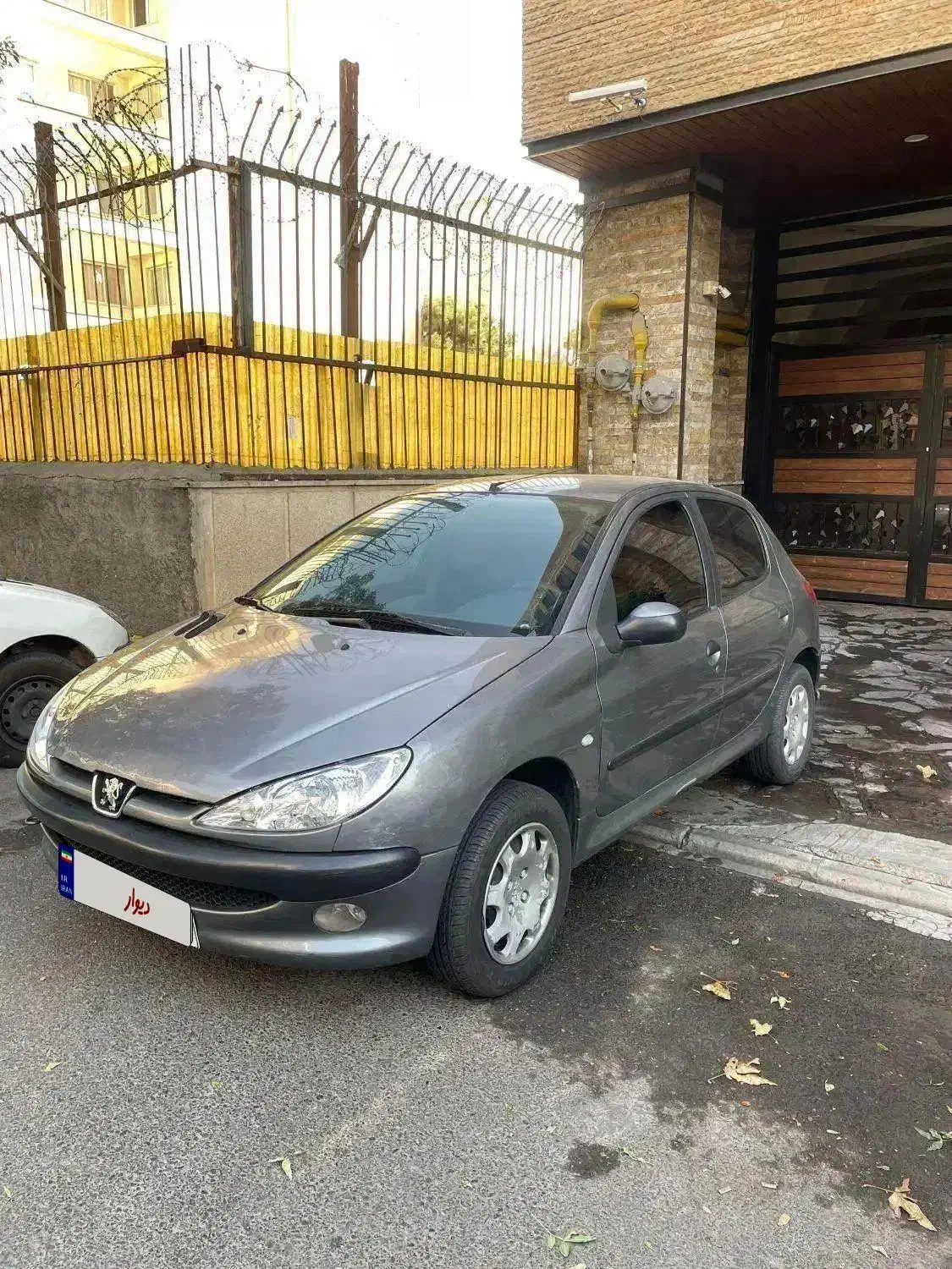 پژو۲۰۶ تیپ۲|خودرو سواری و وانت|تهران, آجودانیه|دیوار