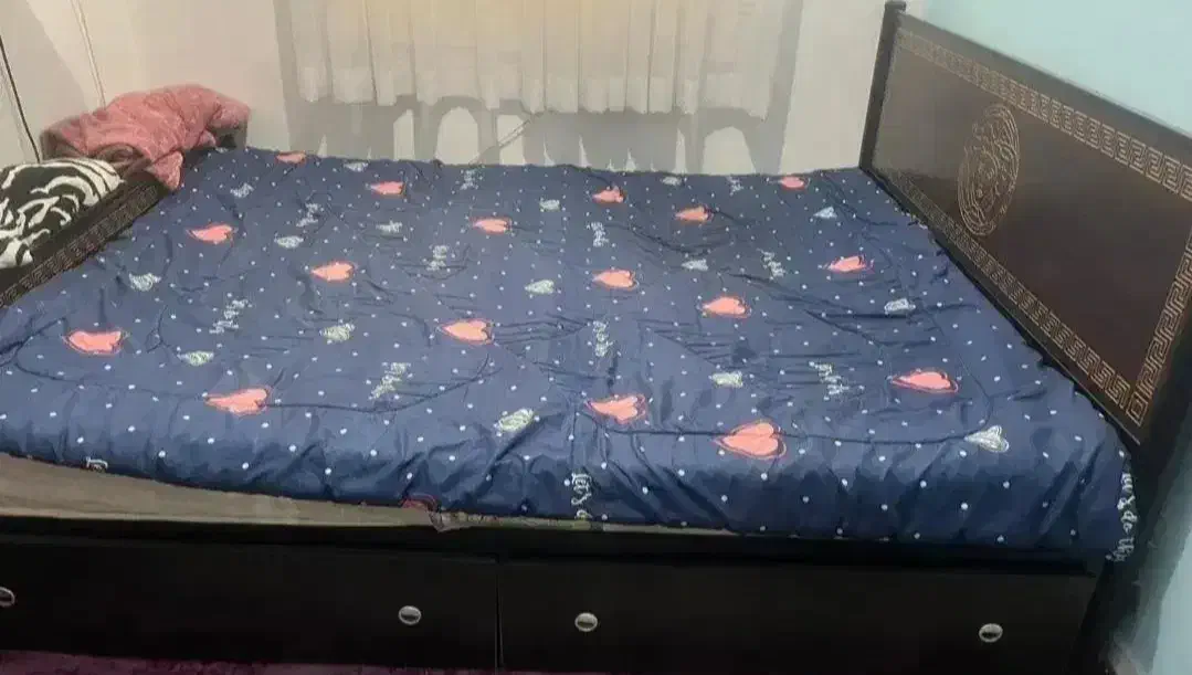 تخت خوش خواب|تخت و سرویس خواب|آستانه اشرفیه, |دیوار