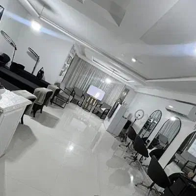 سالن و آموزشگاه زیبایی|آرایشگاه و سالن‌های زیبایی|برازجان, |دیوار