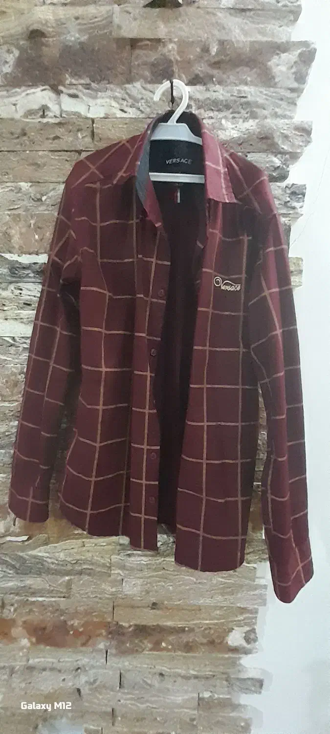 پیراهن|لباس|اراک, |دیوار