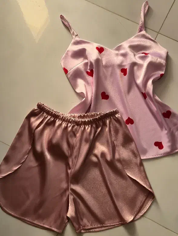 لباس خواب زنانه ساتن|لباس|لار, |دیوار