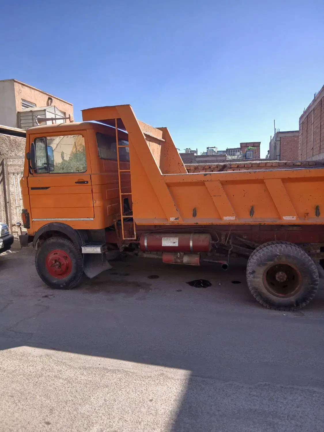 فروش خاور کمپرسی مدل ۶۳ متور گیربکس سالم|خودرو سنگین|فهرج, |دیوار