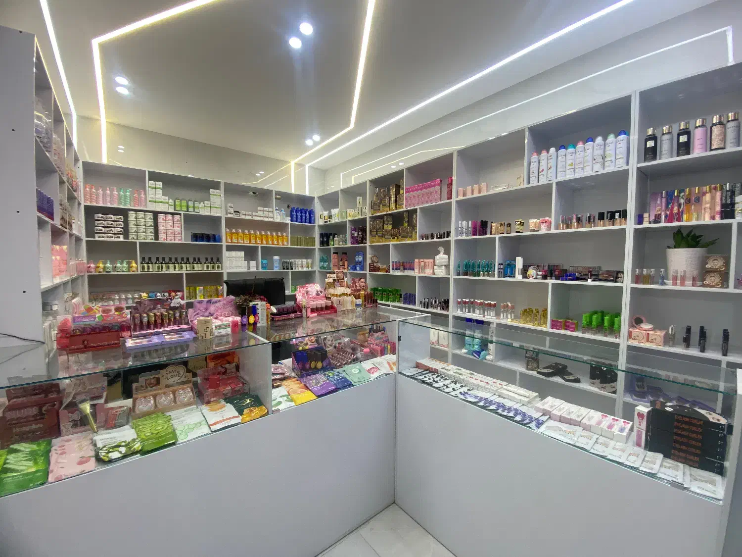 آرایشی بهداشتی مون رایز (moon rise)|آرایشی، بهداشتی، درمانی|بوشهر, |دیوار