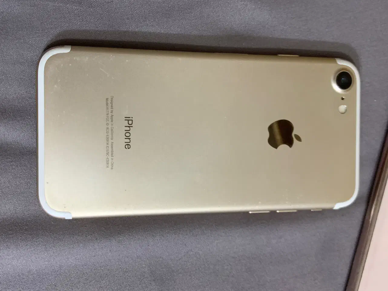 ایفون ۷معمولی نیاز مند تعمیر|موبایل|قم, پردیسان|دیوار