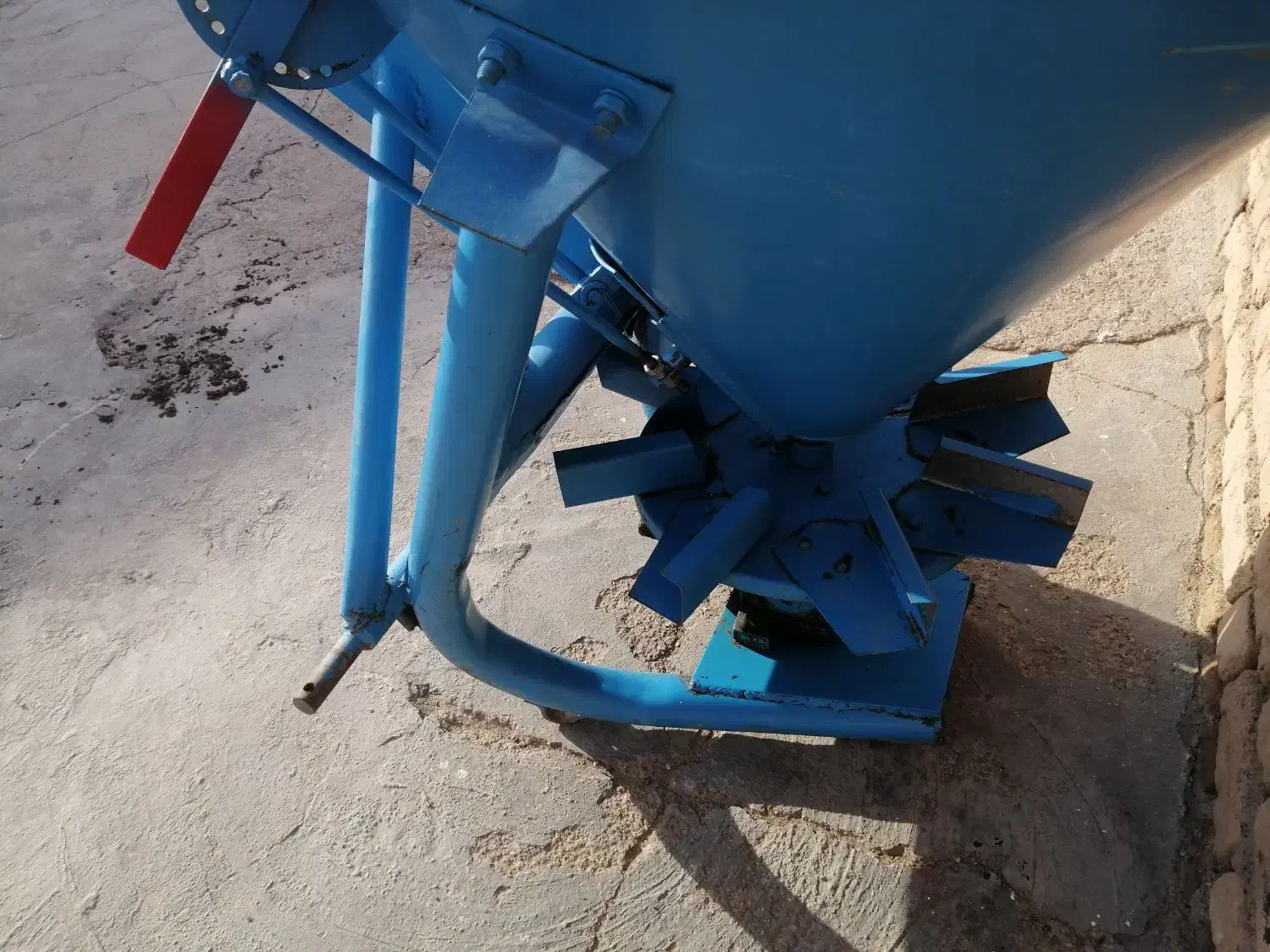 کود پاش|ابزارآلات|قیدار, |دیوار