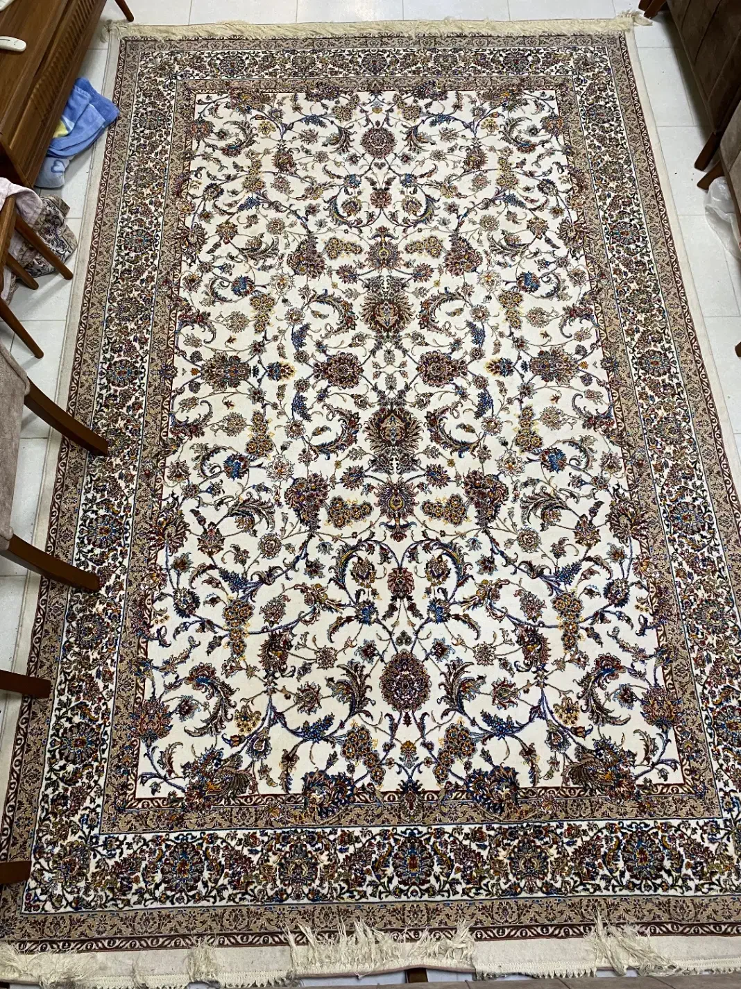 فرش کاملا سالم و تمیز طرح باغ بهشت|فرش|رشت, چمارسرا|دیوار