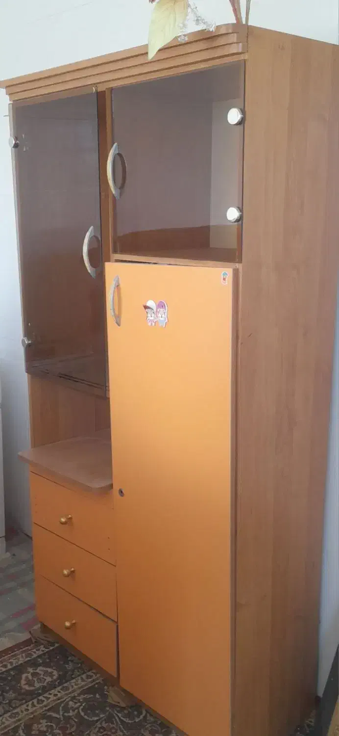 کمد لباس|جاکفشی، کمد، دراور|قائن, |دیوار