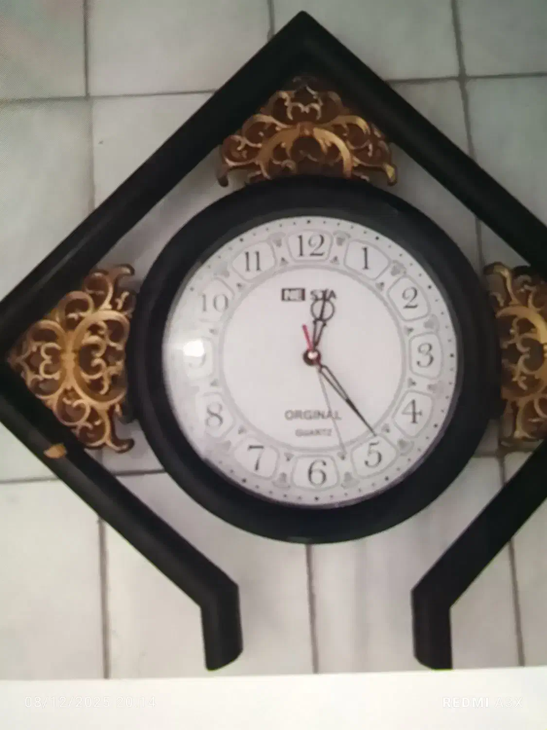 ساعت سالم|ساعت|دورود, |دیوار