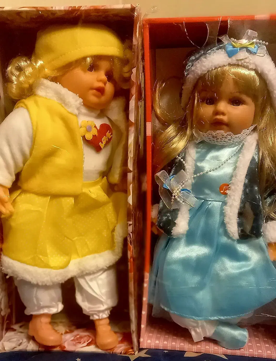 عروسک  موزیکال|اسباب‌‌بازی|اشتهارد, |دیوار