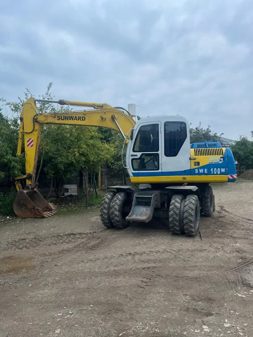 بیل لاستیکی سانوارد|خودرو سنگین|تهران, آبشار تهران (دریاچه)|دیوار