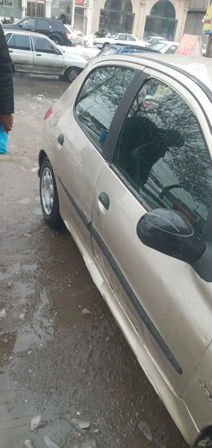 ۲۰۶ مدل ۸۳ عروسک شاسی پلمپ.|خودرو سواری و وانت|مشهد, دوست آباد|دیوار