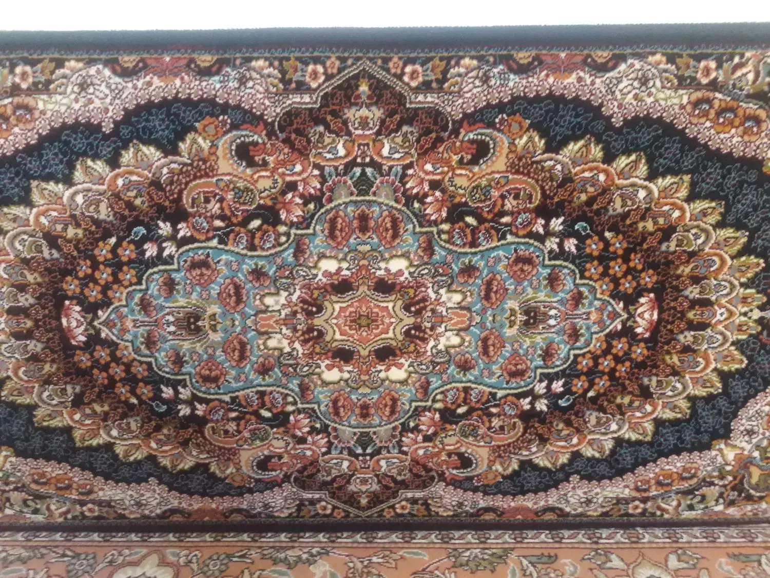 یک جفت پشتی سالم و نو|پشتی|بروجرد, |دیوار