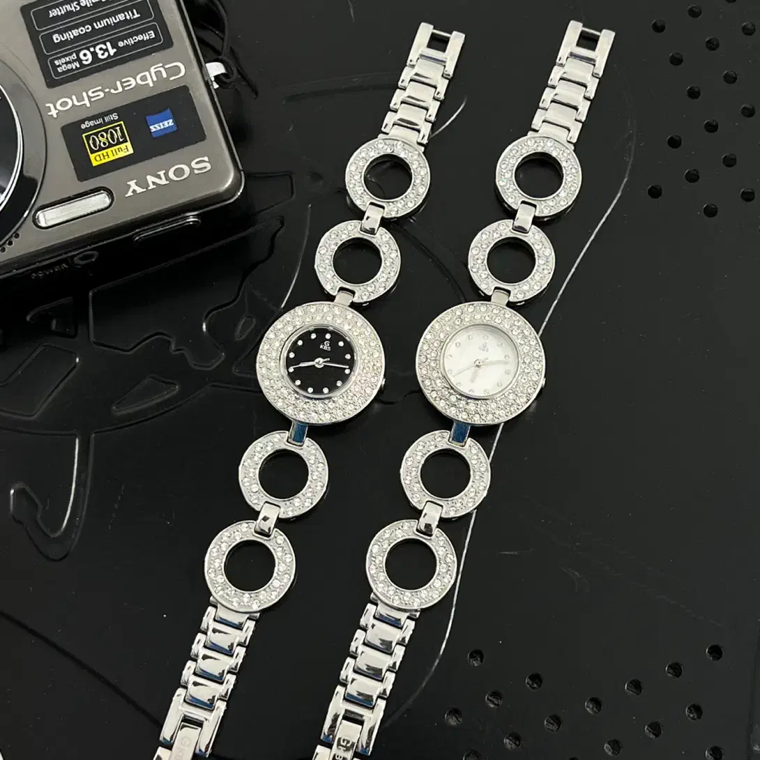 زنانه اصل گوچی سوییسی|ساعت|فردیس, فردیس|دیوار