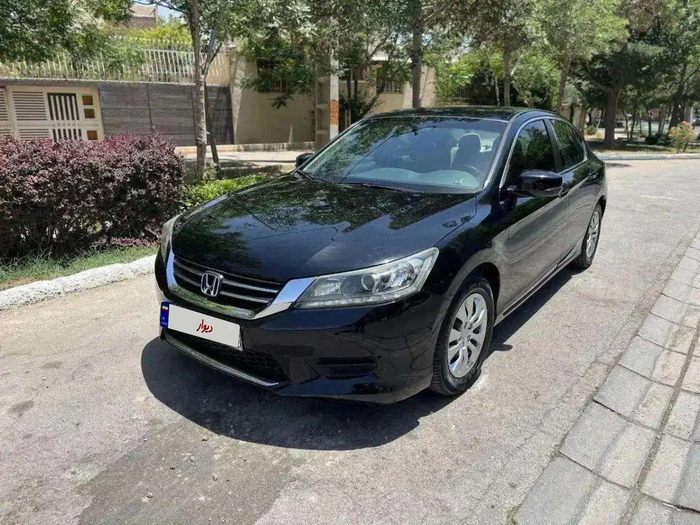 هوندا آکورد|خودرو سواری و وانت|اصفهان, مهرآباد|دیوار