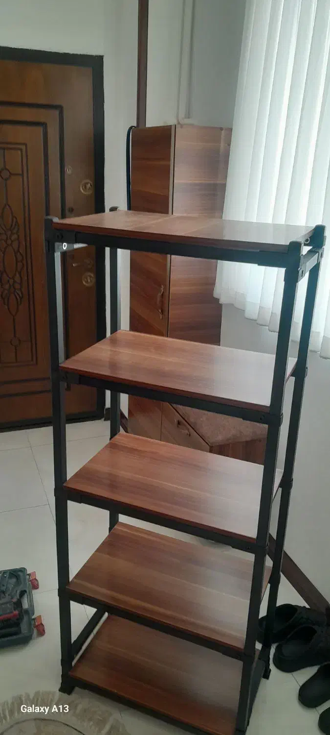 استند|کتابخانه، شلف، قفسه‌های دیواری|قم, پردیسان|دیوار