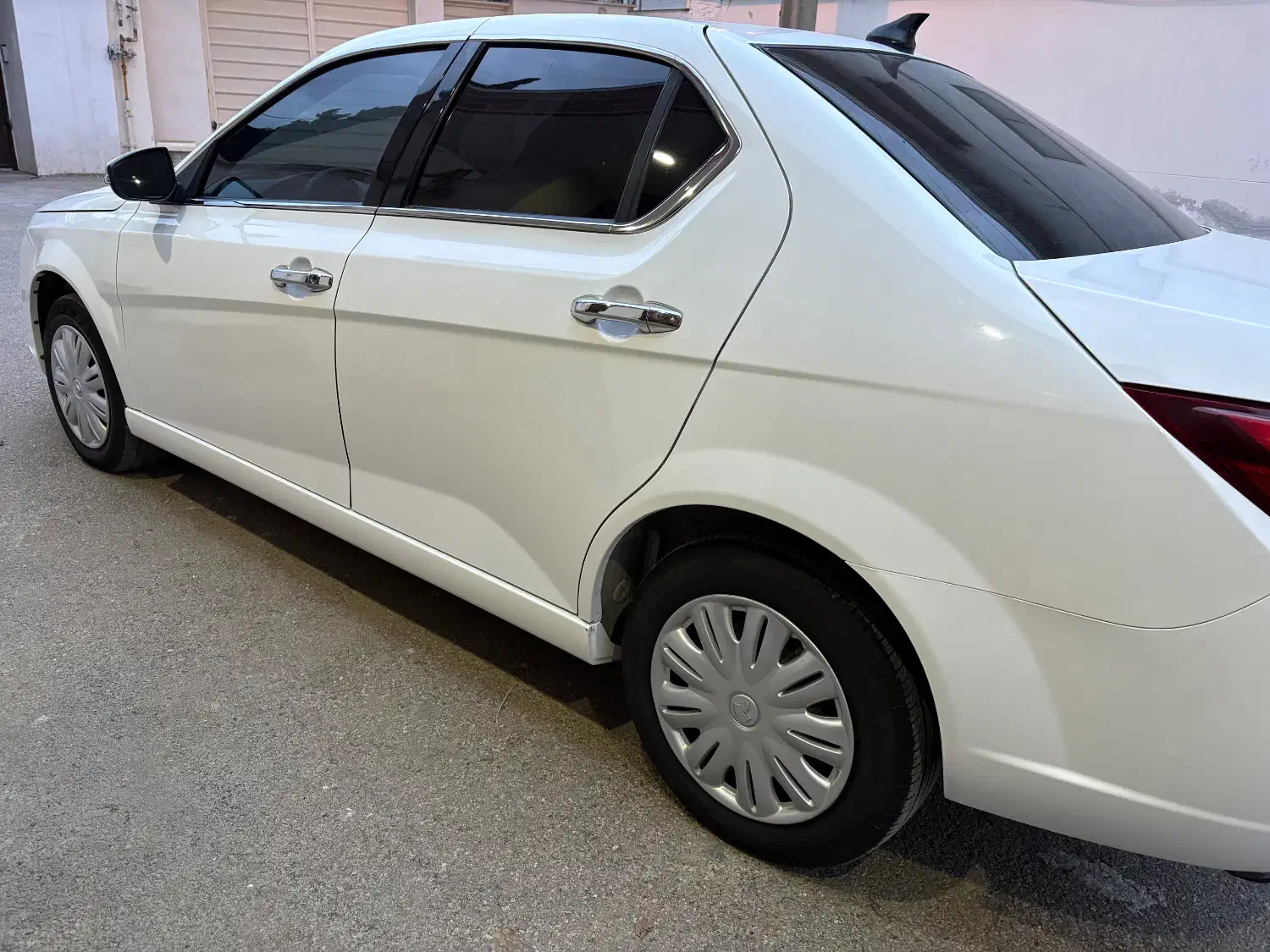 دنا پلاس ۵دنده|خودرو سواری و وانت|بهشهر, |دیوار