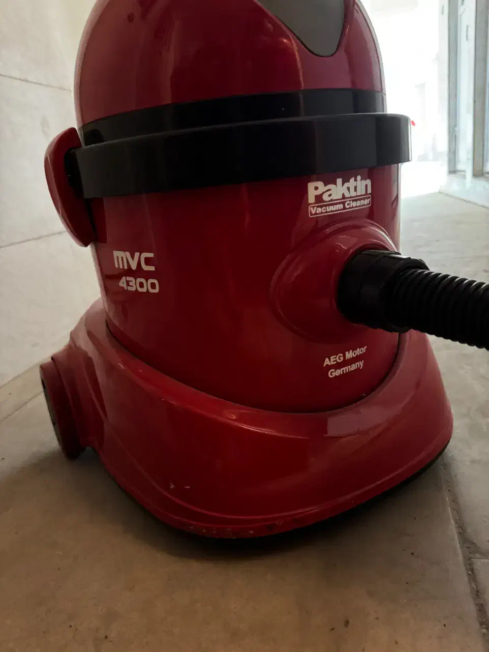 جاروبرقی|جاروبرقی، جارو شارژی، بخارشو|فولادشهر, C3|دیوار