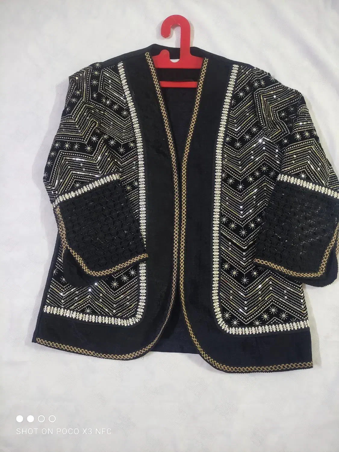 کت زنانه سایز ۴ تاوزن ۷۵و۸۰میخوره|لباس|نیشابور, گنبد سبز|دیوار