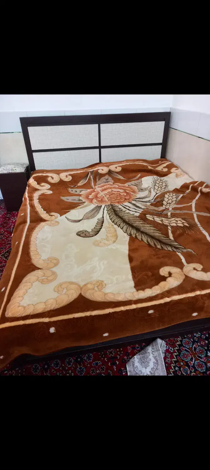 تخت دو نفره جنس ام دی اف ۲ در ۱۶۰|تخت و سرویس خواب|خمین, |دیوار