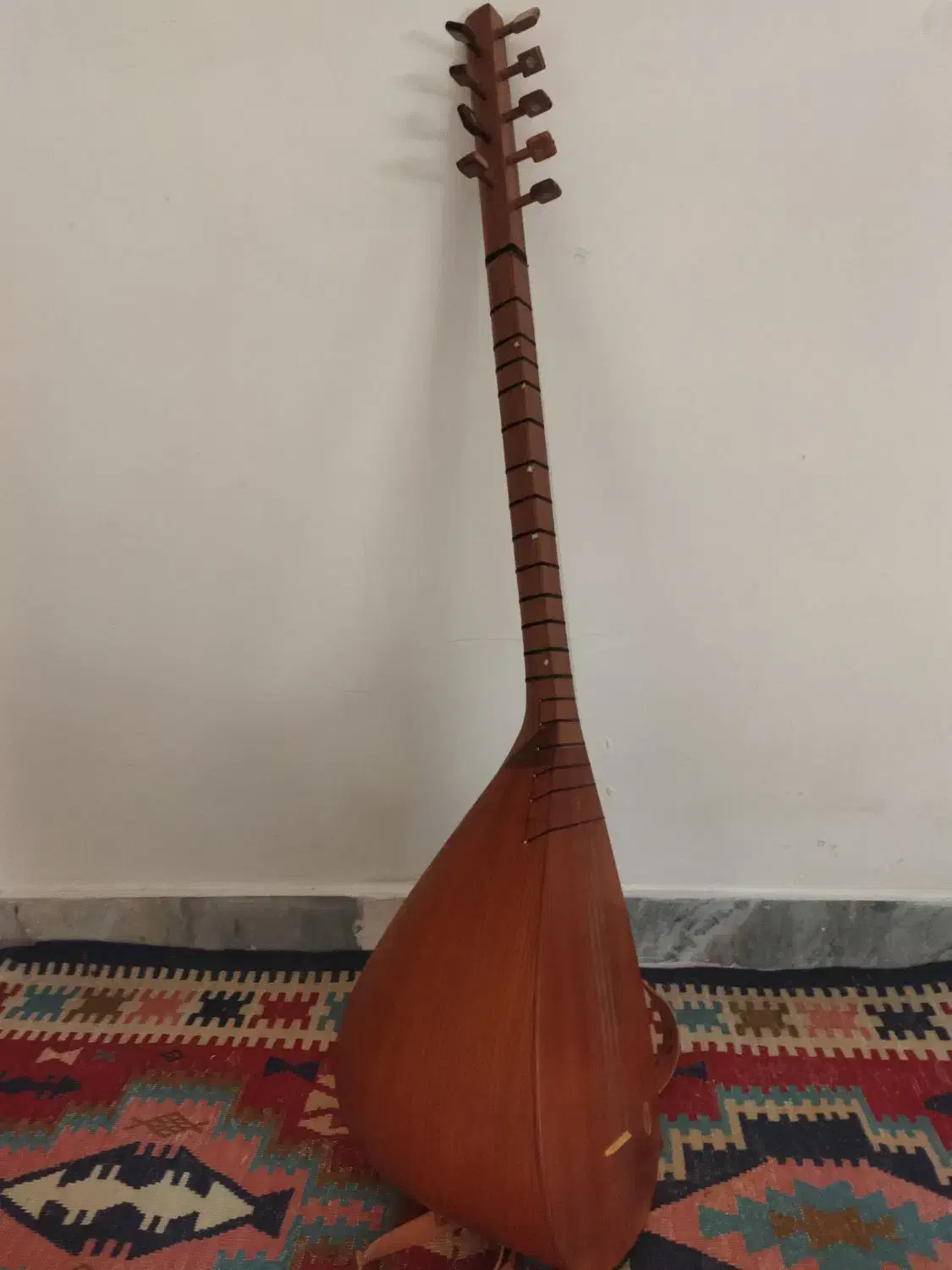 ساز قوپوز|سازهای سنتی|تبریز, |دیوار