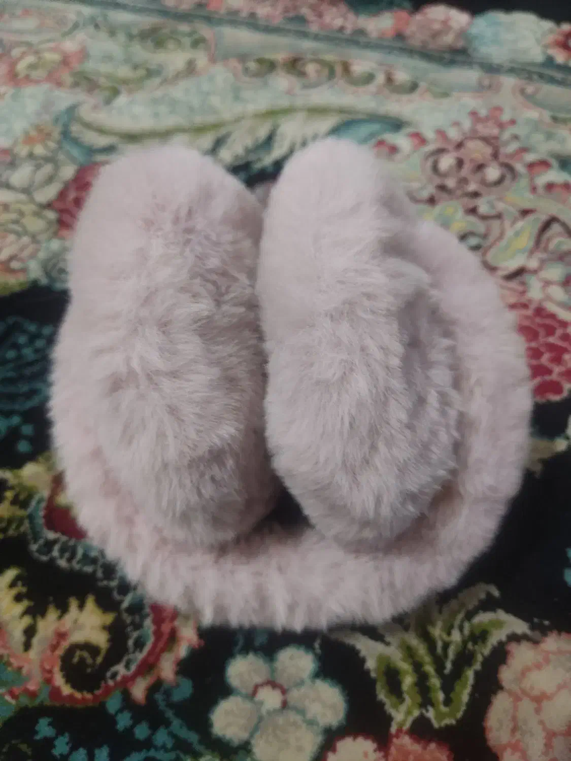 گوش گیر|لباس|کرمانشاه, |دیوار