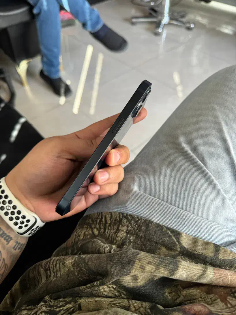 iphone 13 128 اپل آیفون ۱۳مشکی گیگ|موبایل|تهران, تهرانپارس جنوبی|دیوار