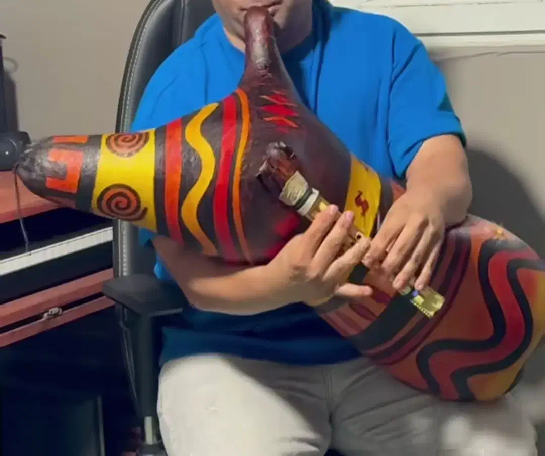 نی همبون|سازهای بادی|بوشهر, |دیوار