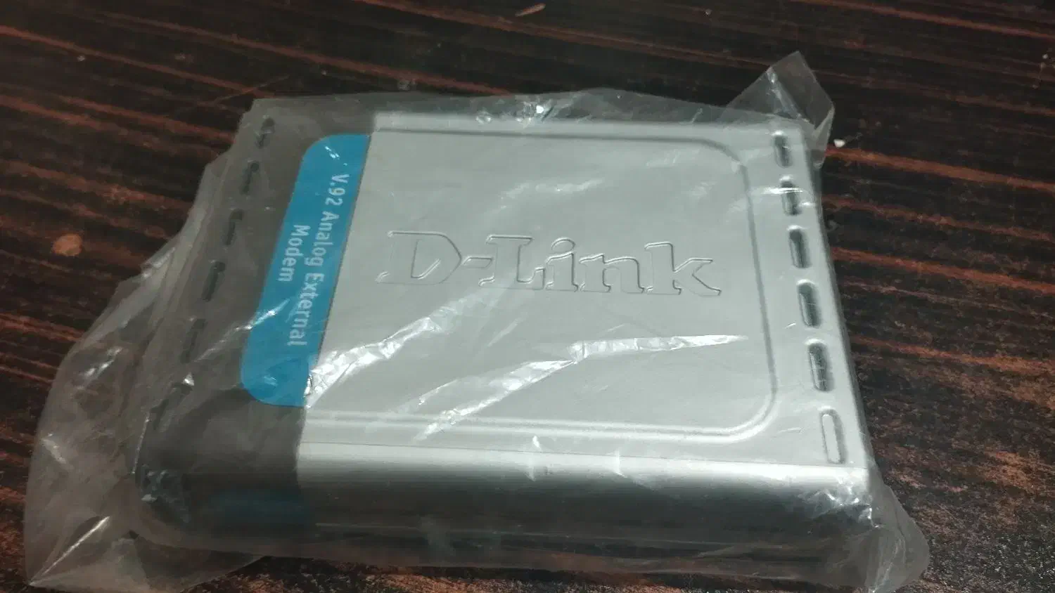سوییچ شبکه ۸پرت D-LINK DES-1008D|مودم و تجهیزات شبکه|اهواز, آریاشهر|دیوار